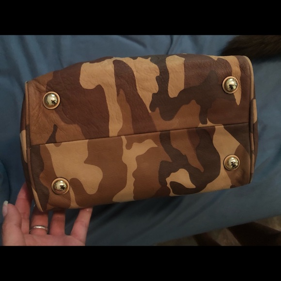 Michael Kors brown camo print Handbag - Picture 6 of 9